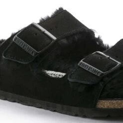 Birkenstock Arizona Shearling Sandal - Black - Regular/Wide 12 Birkenstock Arizona Shearling Sandal - Black - Regular/Wide -PeakStride Sports Sales 752663 detail 1