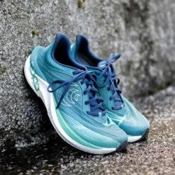 Topo Athletic Women's Cyclone 2 Running Shoe- Ocean/Mint- Regular (B) -PeakStride Sports Sales W061.Ocean Mint 11